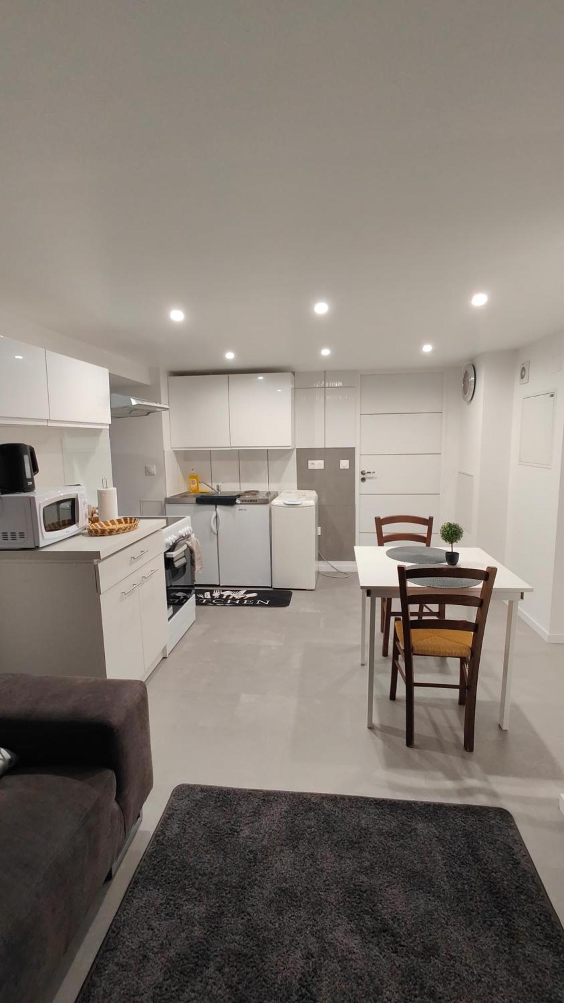 Bel Appartement F2 Entierement Renove Sélestat Buitenkant foto